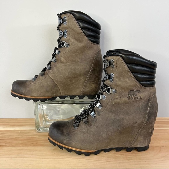 Sorel (8) Conquest Wedge Ankle Bootie 2337-052 - Picture 2 of 14